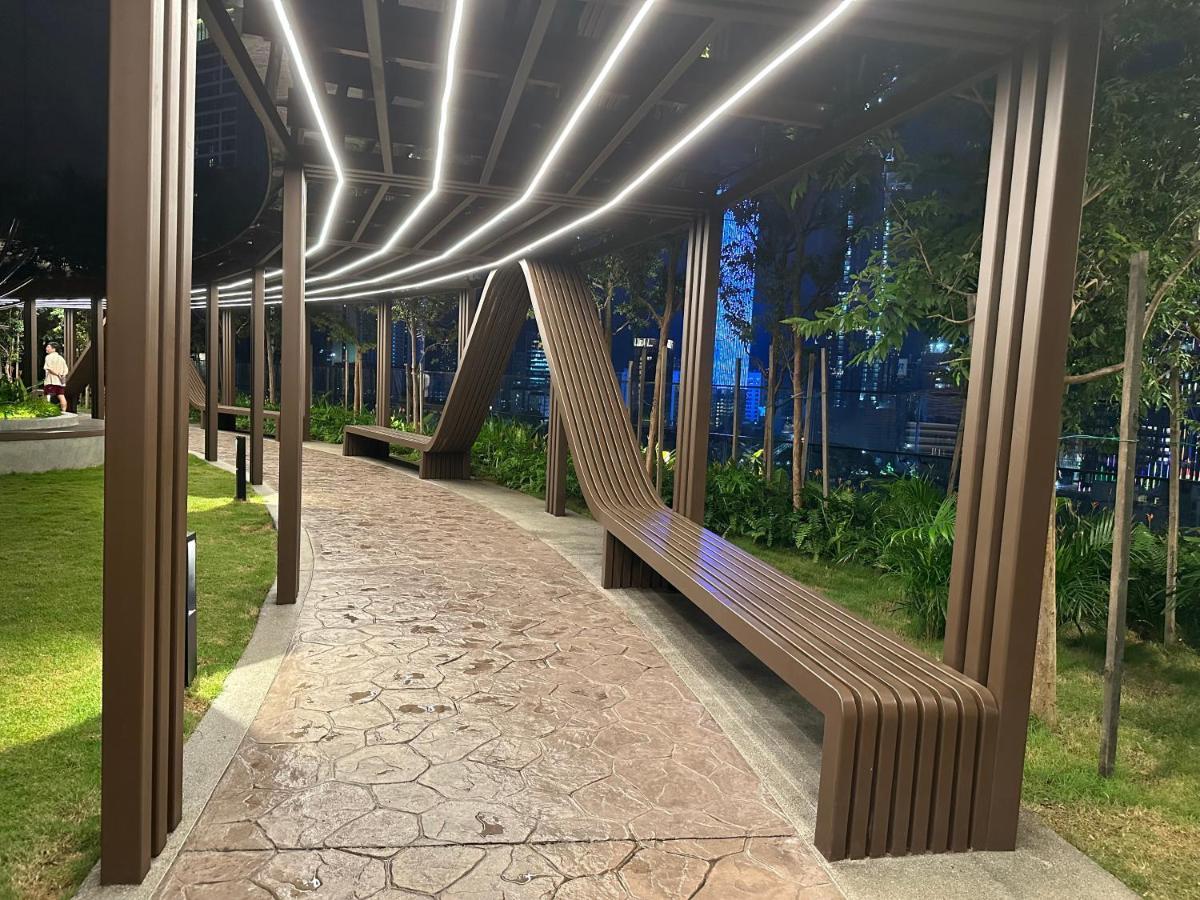 The Axon Suites Bukit Bintang Klcc By Skyscraper Kuala Lumpur Exteriör bild
